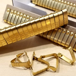 Jiffy Wing Band - Brass 1-100 Jiffy, style, Wing, Band, Brass, most, versatile, tags, small, animal, ear, tag, rabbit, ear, tag, fish, tag, popular, only, self-piercing, decades, proven, itself, field